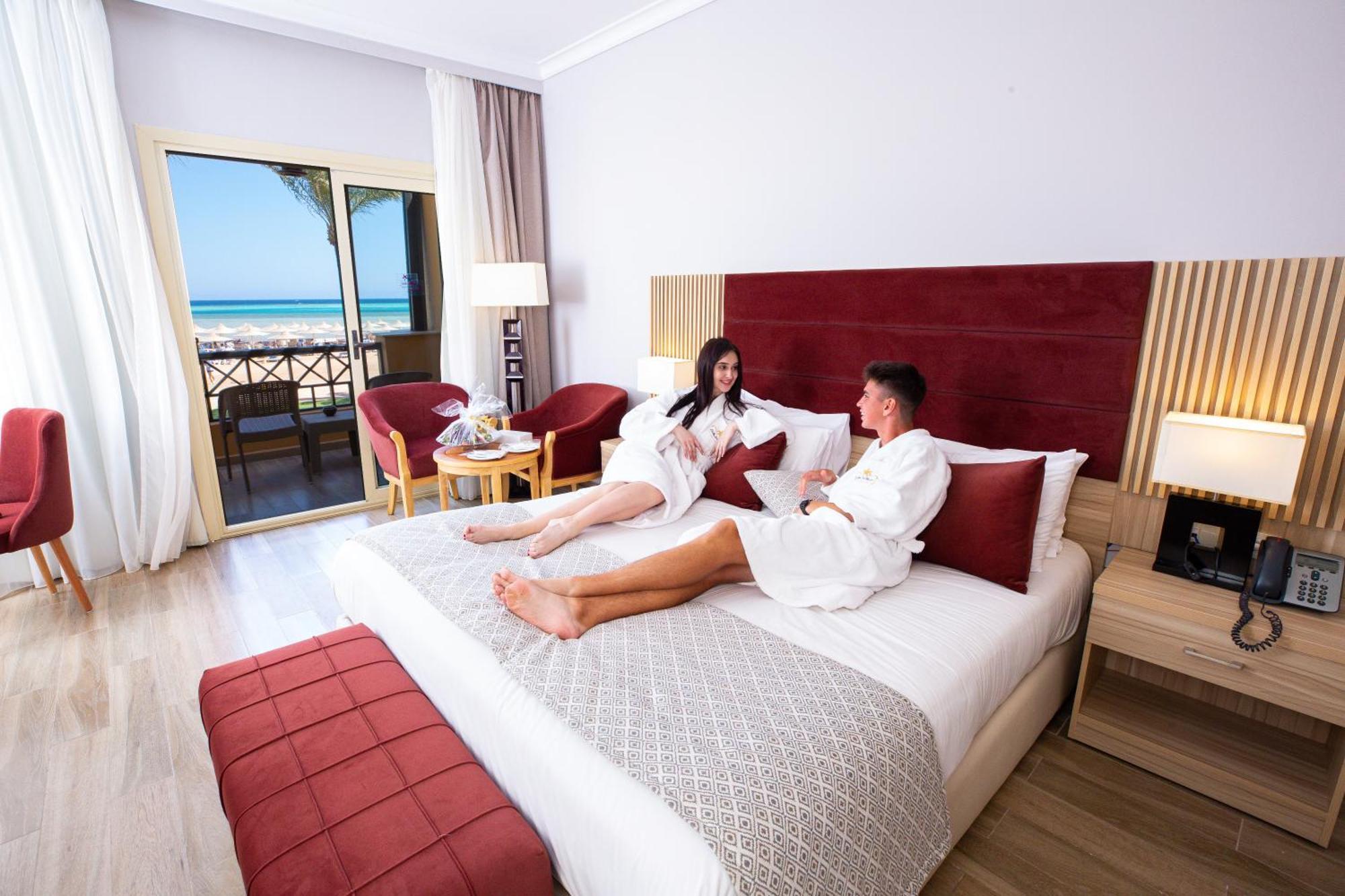 Stella Beach Resort & Spa, Makadi Bay 洪加達 外观 照片